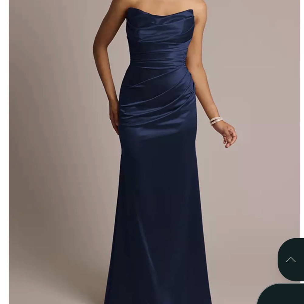 Classic Strapless Satin Evening Dress in Navy